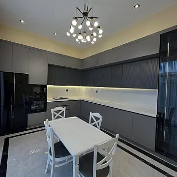 Kirayə verilir 5 otaqlı həyət evi 200 m²
