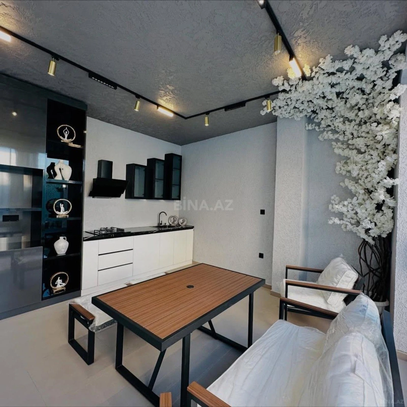 Kirayə verilir 5 otaqlı həyət evi 200 m²