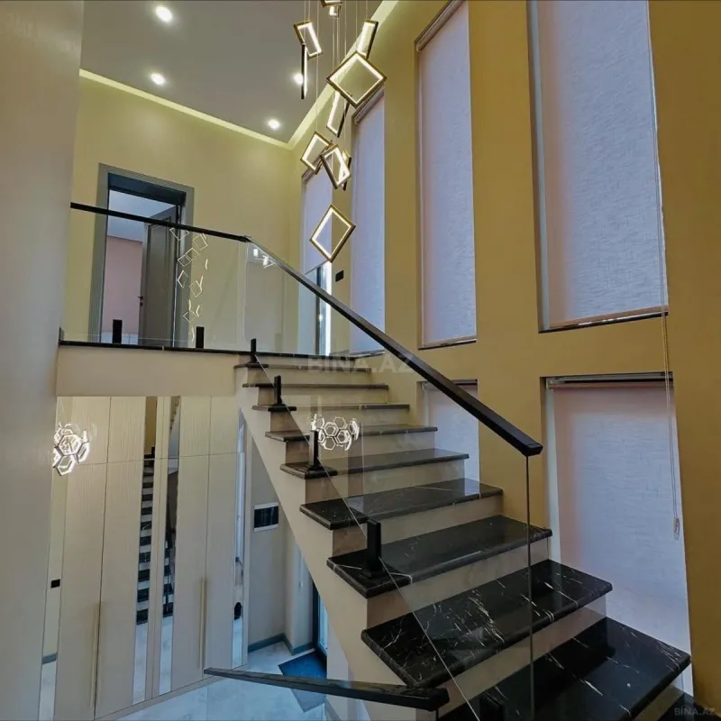 Kirayə verilir 5 otaqlı həyət evi 200 m²