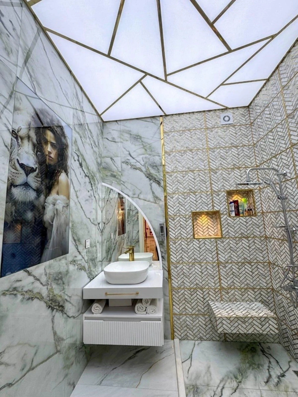 Kirayə verilir 5 otaqlı həyət evi 380 m²