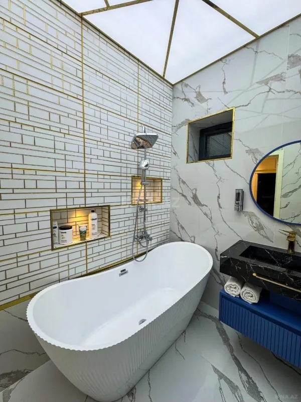 Kirayə verilir 5 otaqlı həyət evi 380 m²