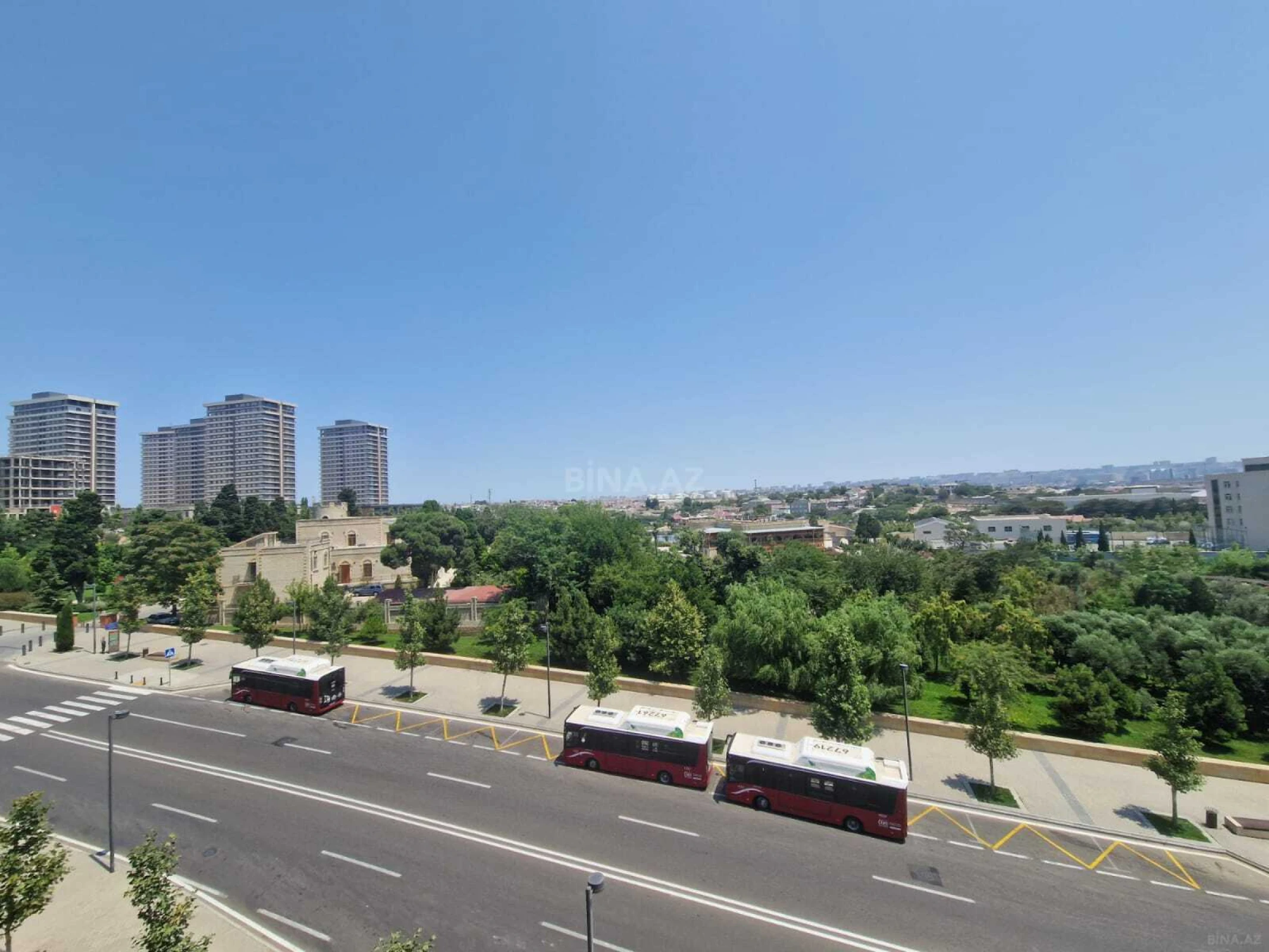 Kirayə verilir 4 otaqlı mənzil 160 m²
