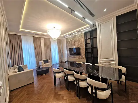 Kirayə verilir 4 otaqlı mənzil 160 m² — Bakı, Köhnə Günəşli 4 otaq 160.00 m²