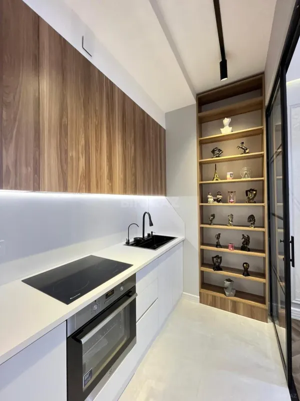 Satılır 2 otaqlı mənzil 67 m²