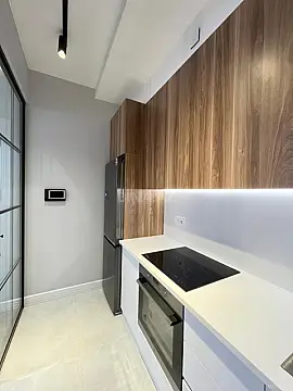 Satılır 2 otaqlı mənzil 67 m²