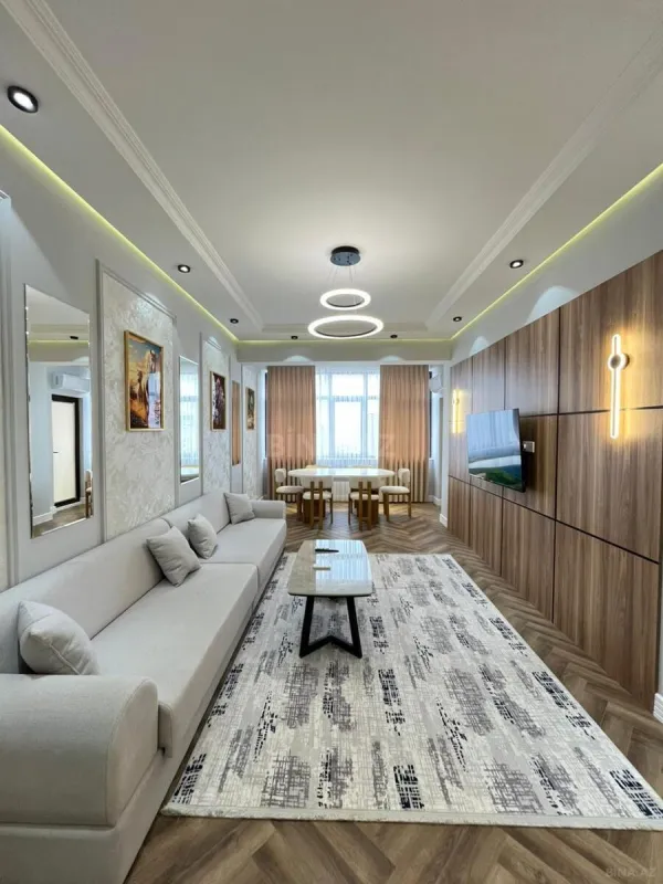 Satılır 2 otaqlı mənzil 67 m²