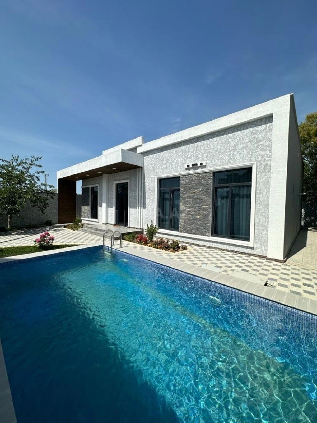 Kirayə verilir 4 otaqlı həyət evi 170 m²