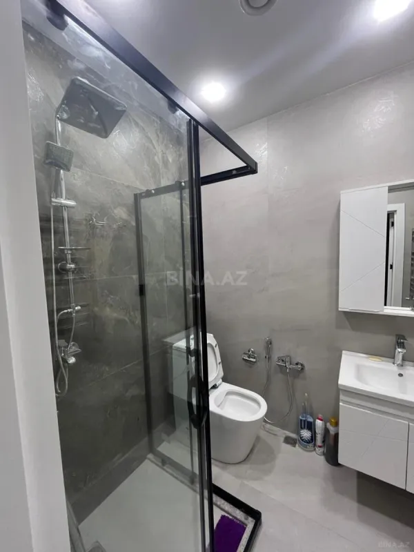 Kirayə verilir 2 otaqlı mənzil 70 m²