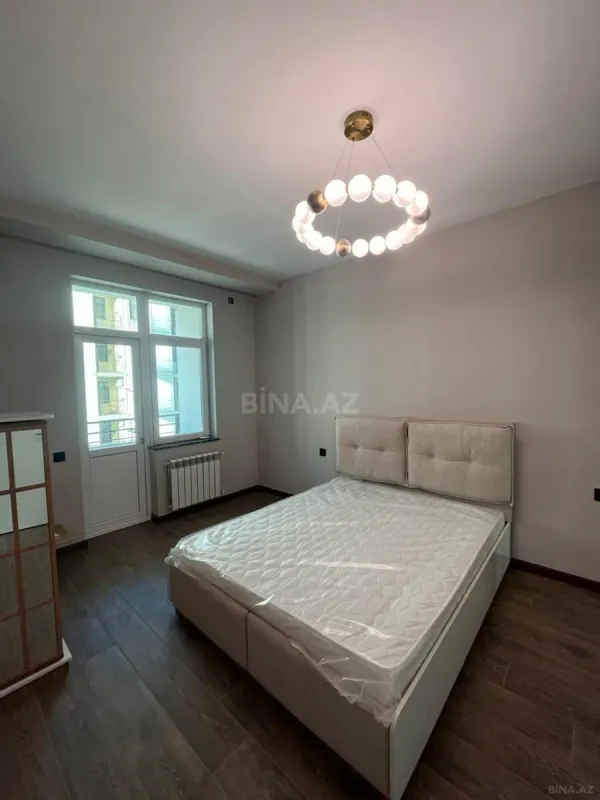 Kirayə verilir 2 otaqlı mənzil 70 m²