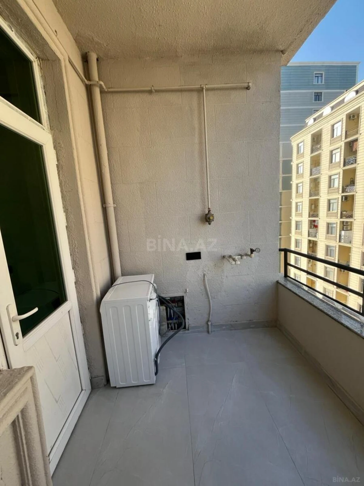 Kirayə verilir 2 otaqlı mənzil 70 m²