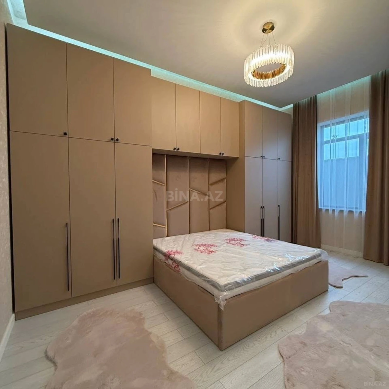 Kirayə verilir 4 otaqlı həyət evi 250 m²