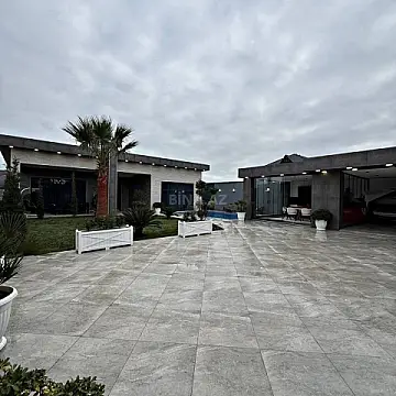 Kirayə verilir 4 otaqlı həyət evi 250 m²