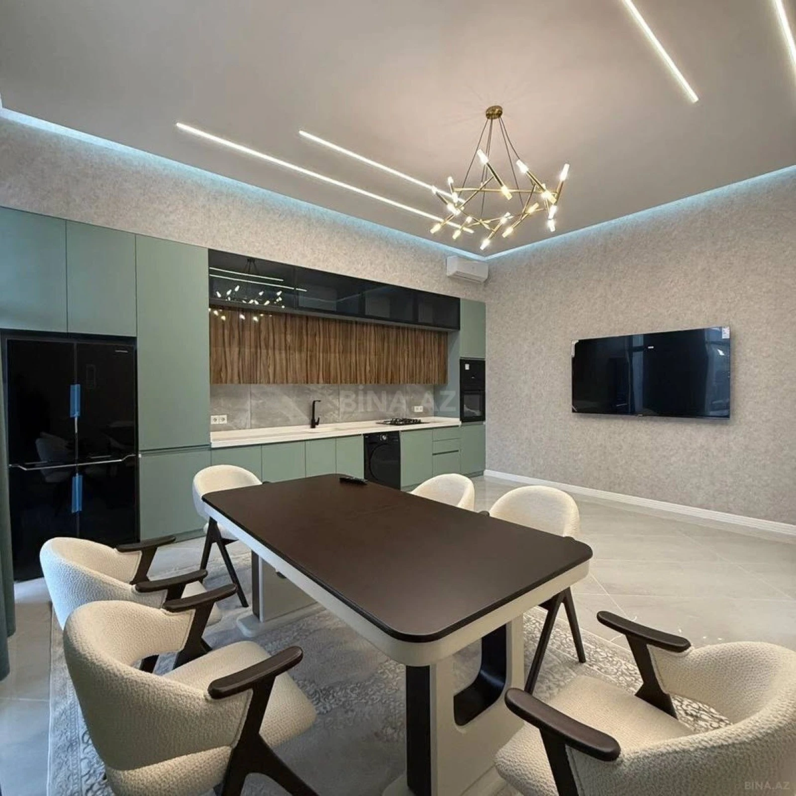 Kirayə verilir 4 otaqlı həyət evi 250 m²