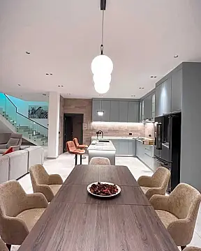 Kirayə verilir 5 otaqlı həyət evi 200 m²