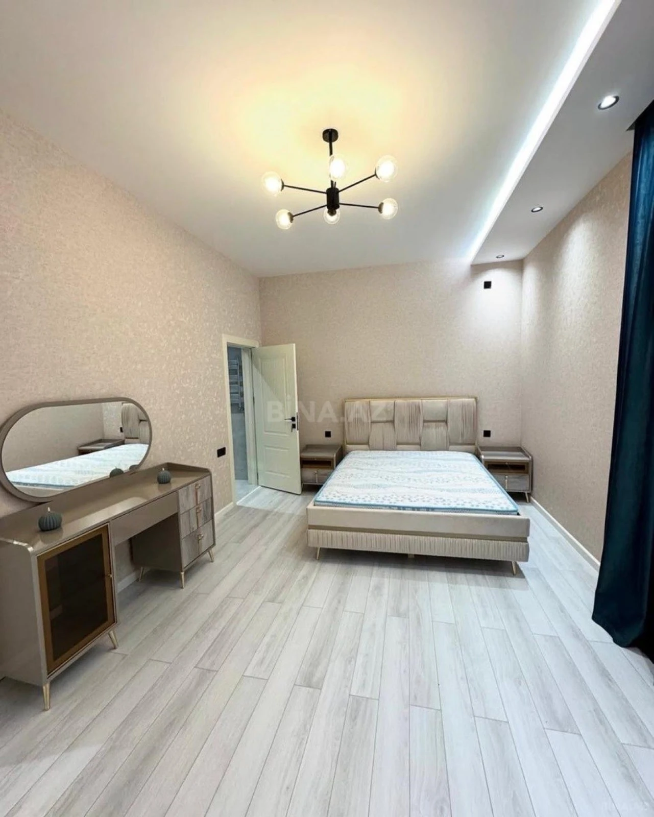 Kirayə verilir 5 otaqlı həyət evi 200 m²
