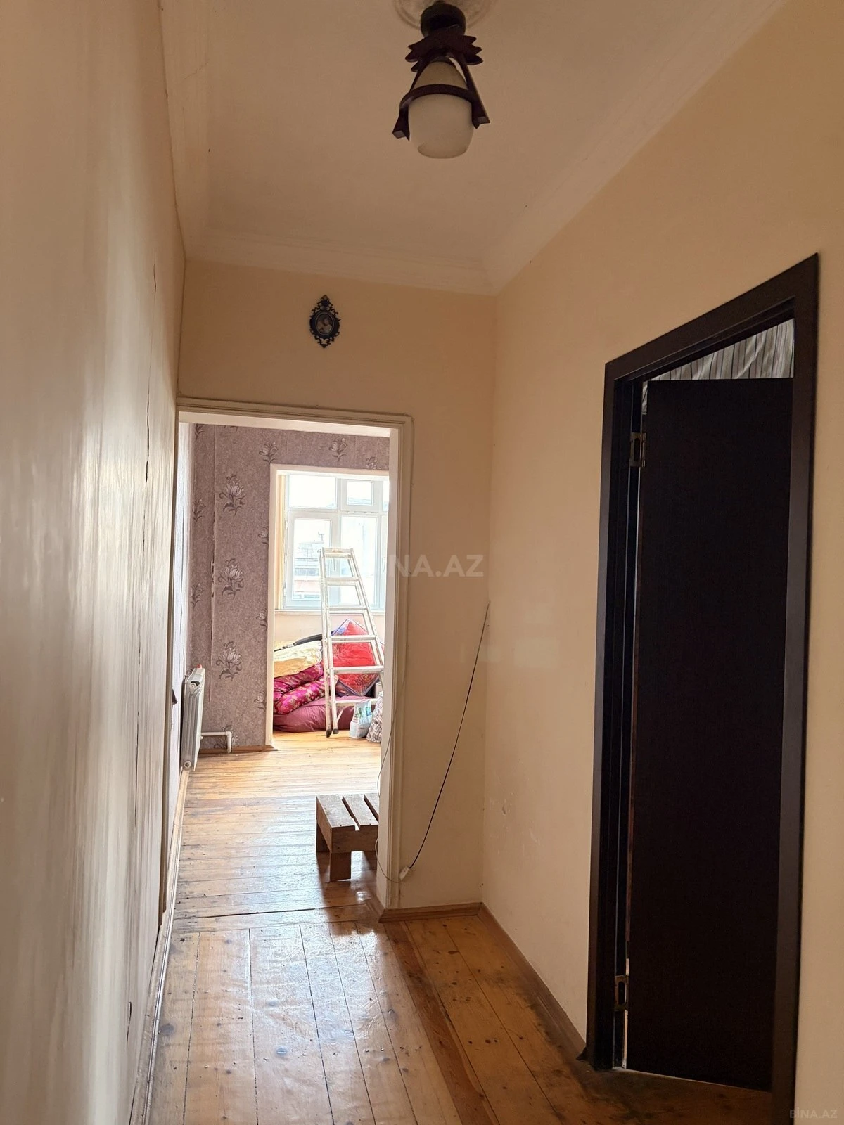 Satılır 2 otaqlı mənzil 65 m²