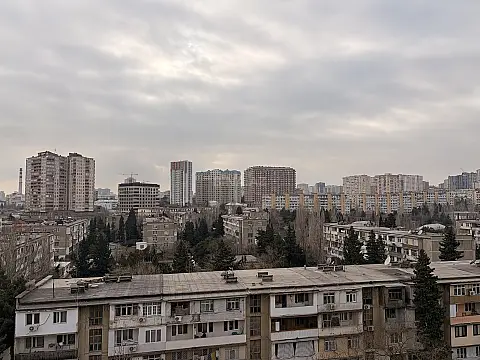 Satılır 2 otaqlı mənzil 65 m²