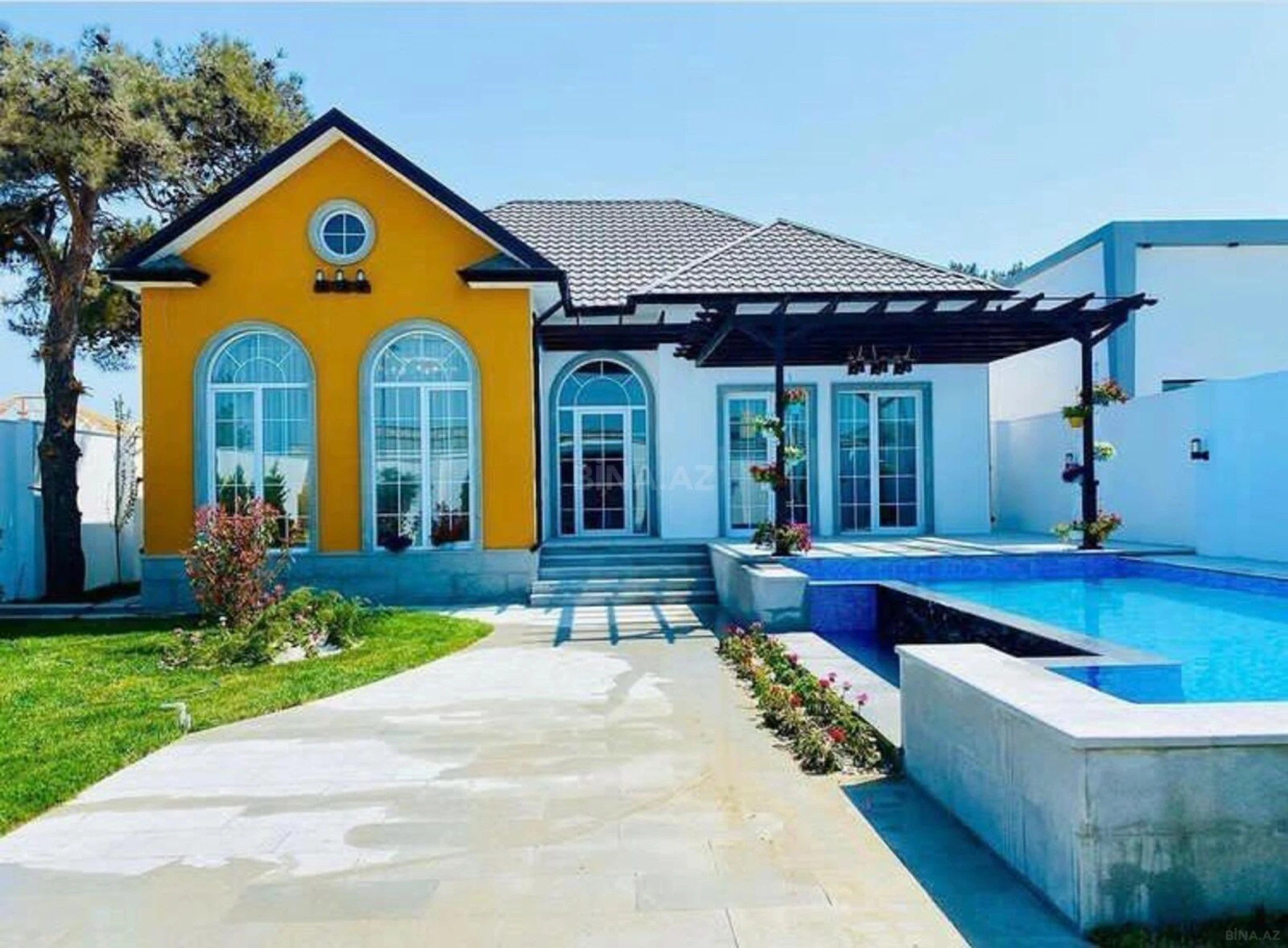 Kirayə verilir 4 otaqlı həyət evi 180 m²