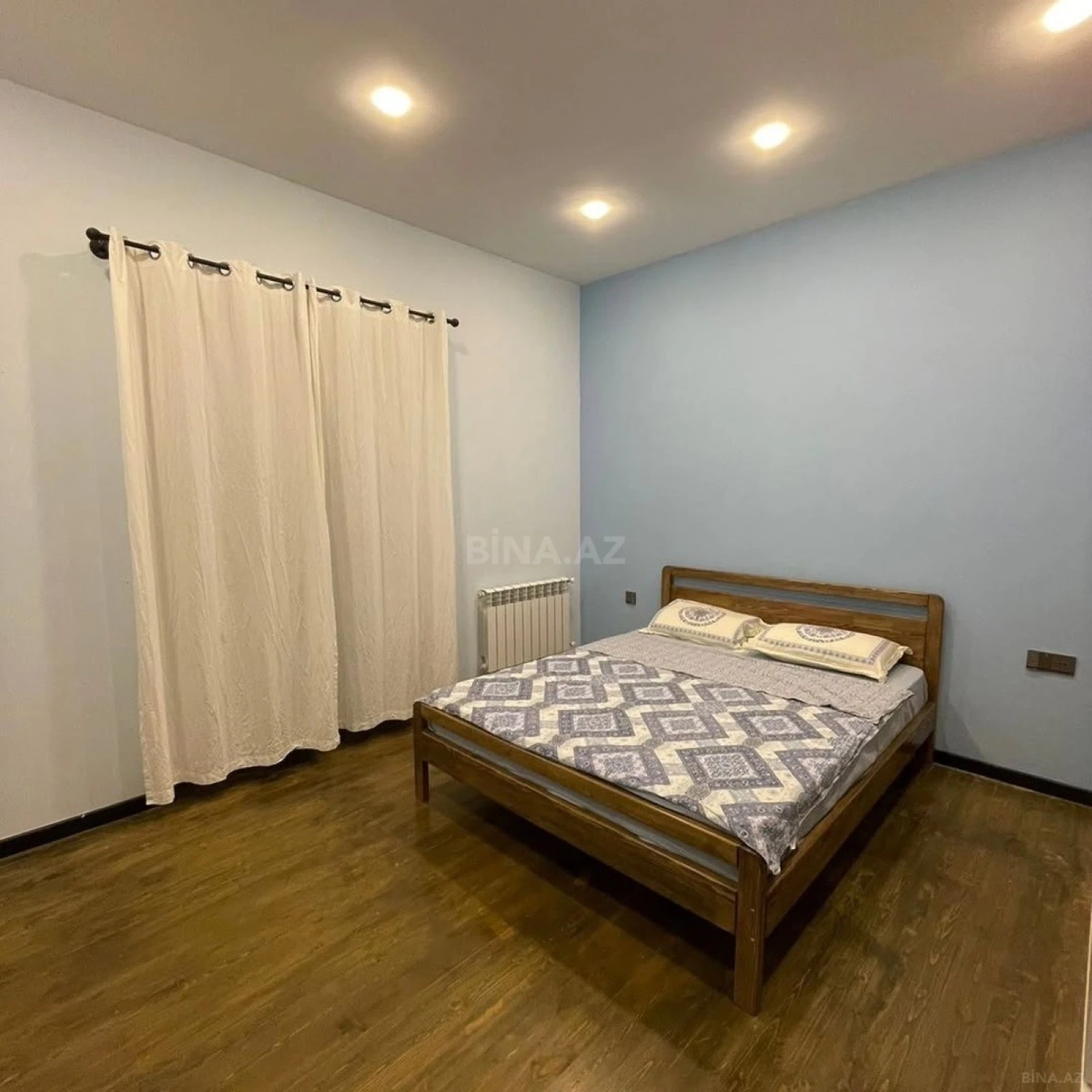 Kirayə verilir 4 otaqlı həyət evi 200 m²