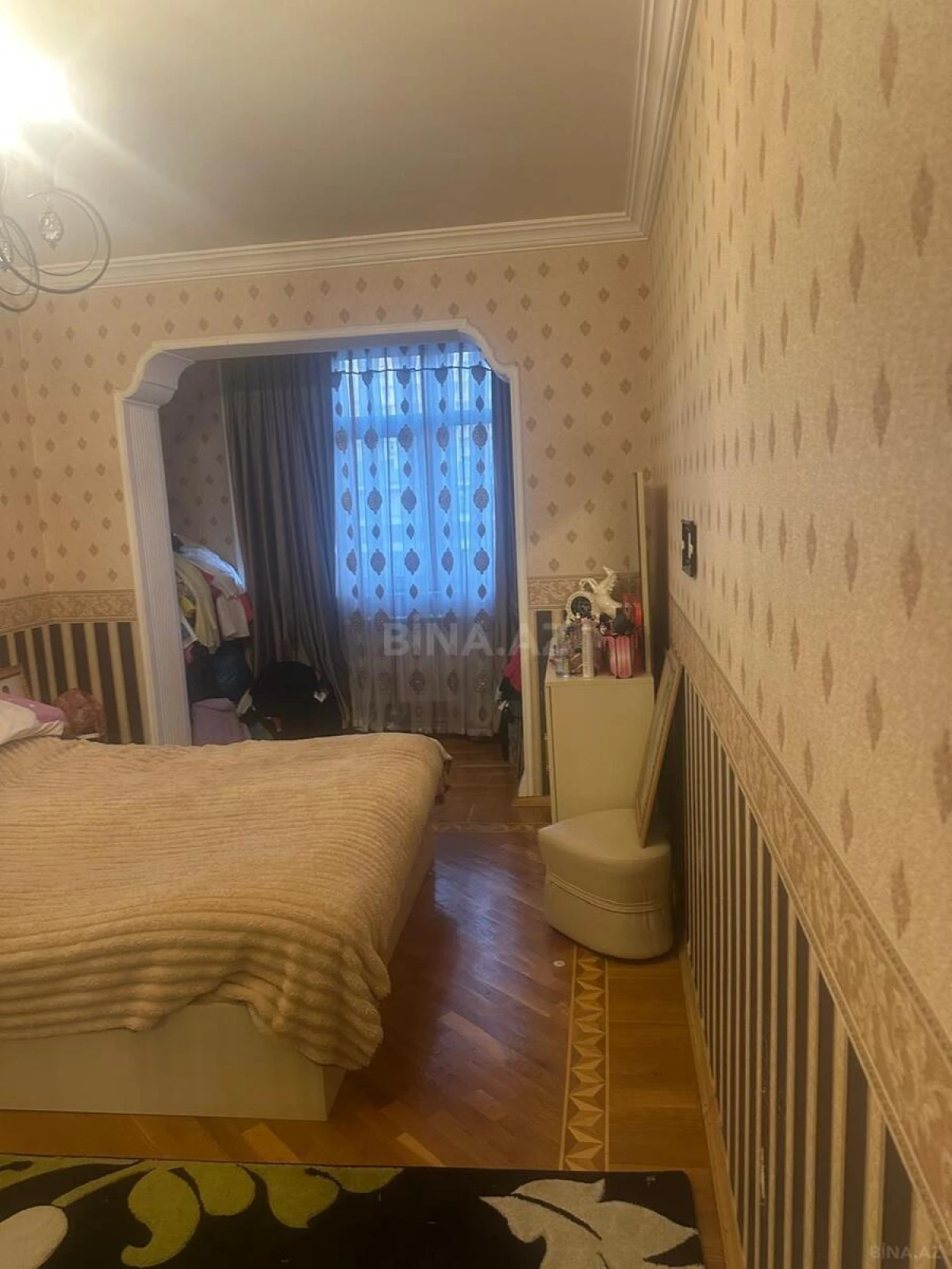 Satılır 5 otaqlı mənzil 120 m²