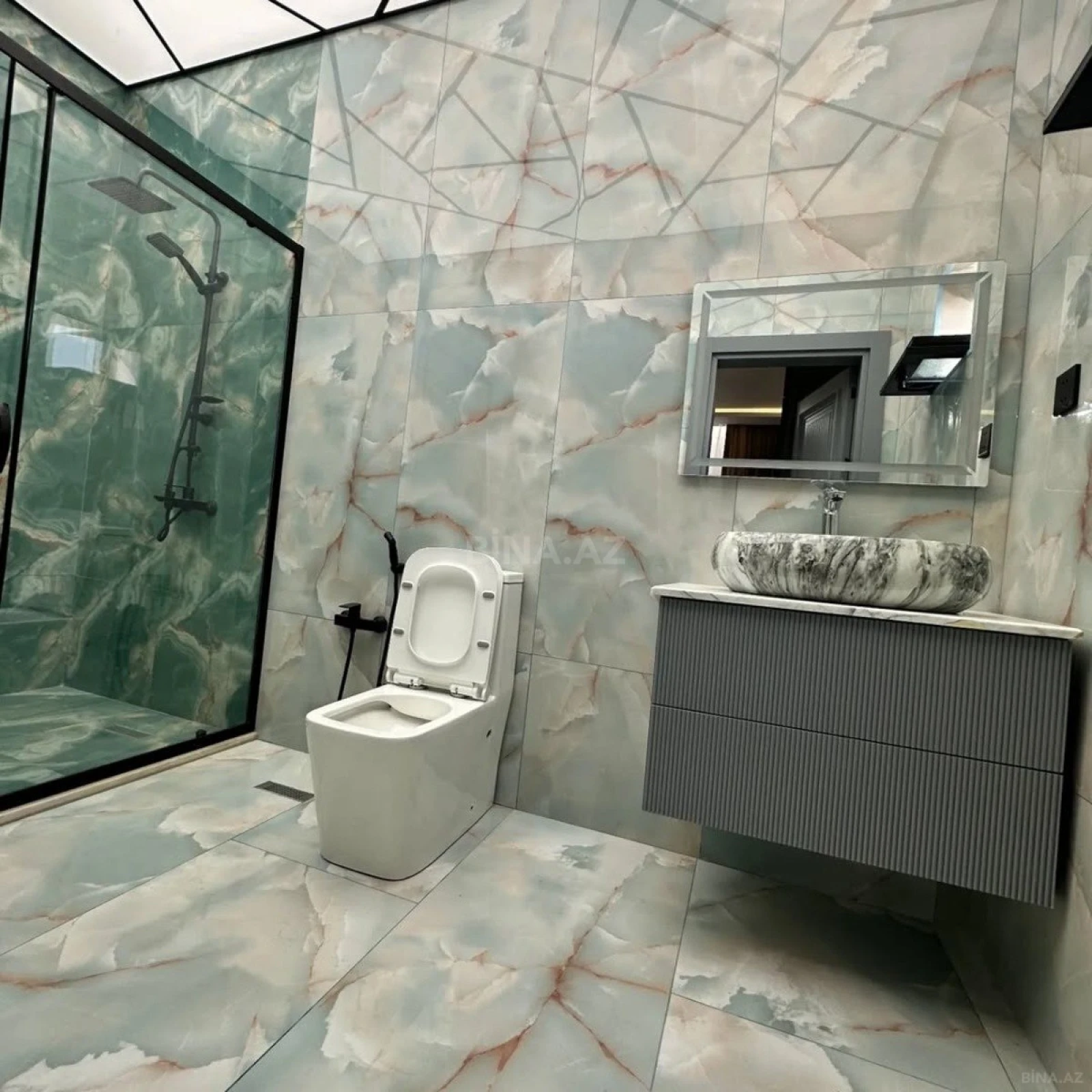 Kirayə verilir 4 otaqlı həyət evi 300 m²