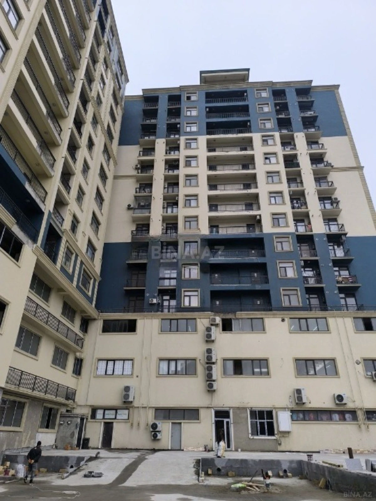 Satılır 2 otaqlı mənzil 45 m²