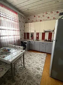 Satılır 5 otaqlı həyət evi 160 m²