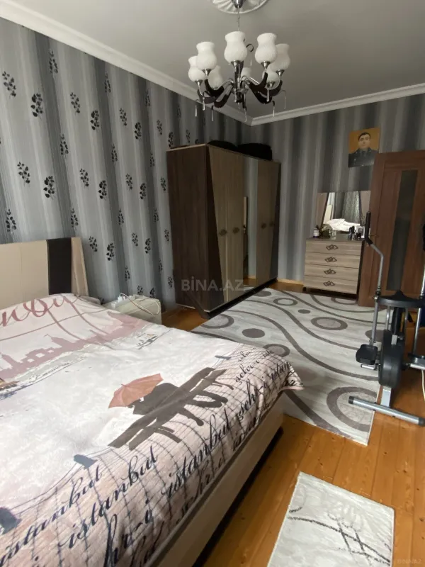 Satılır 5 otaqlı həyət evi 160 m²