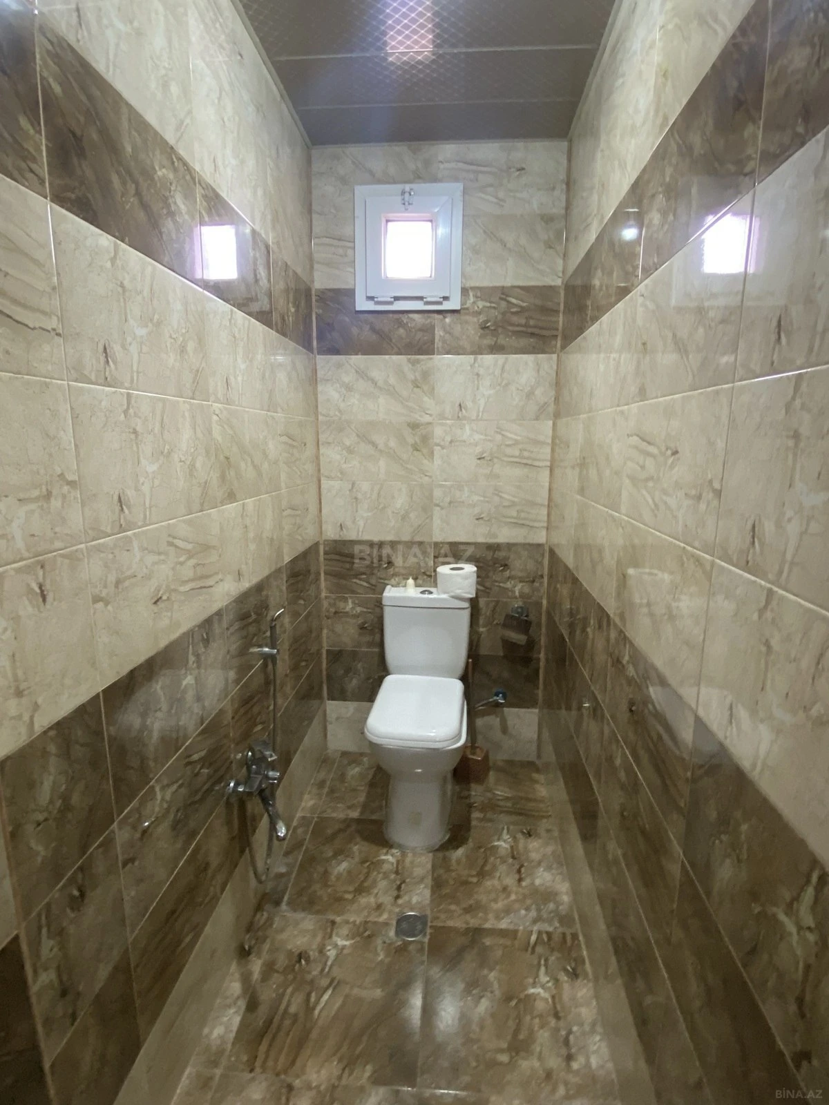 Satılır 5 otaqlı həyət evi 160 m²