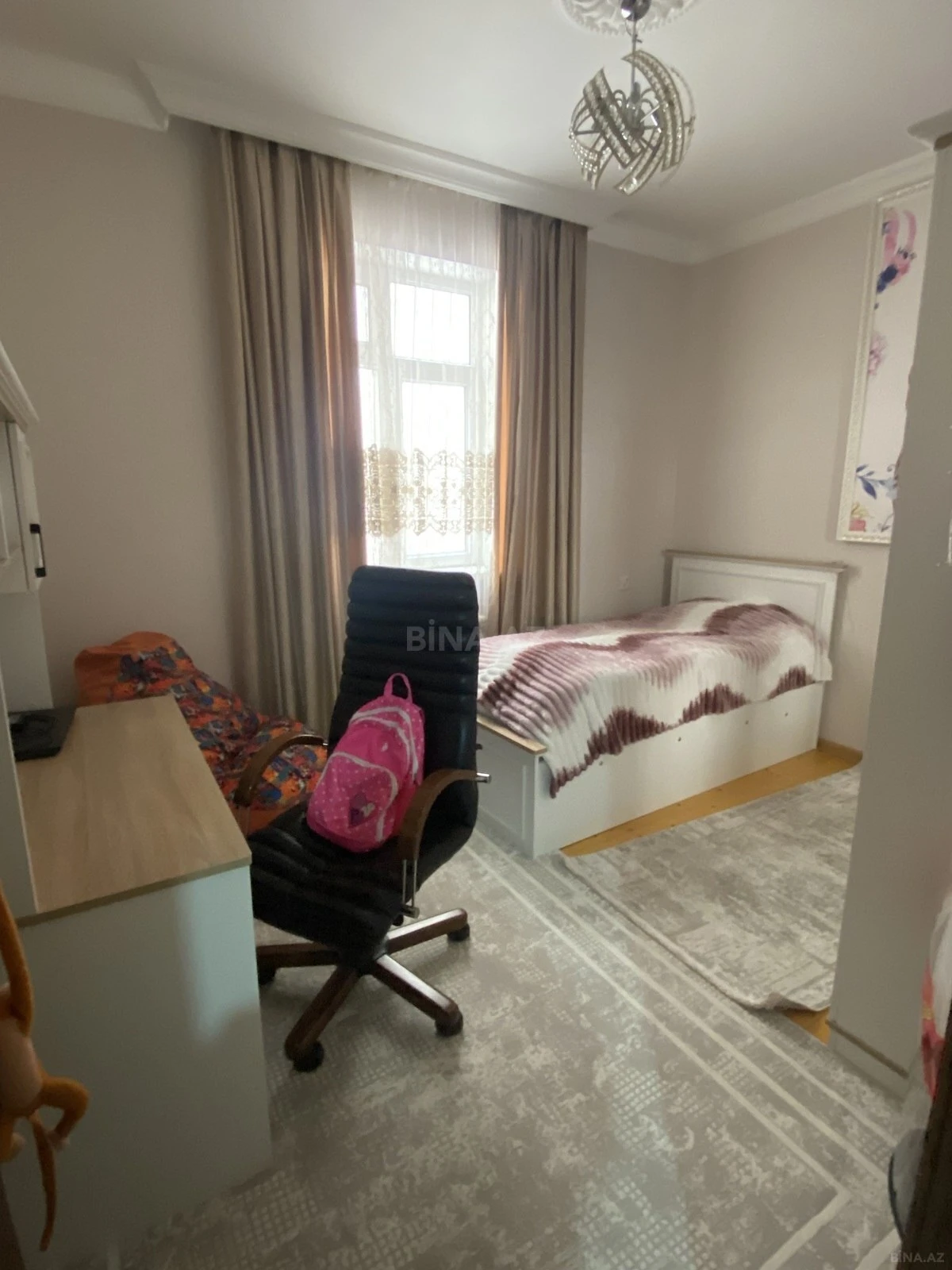 Satılır 5 otaqlı həyət evi 160 m²