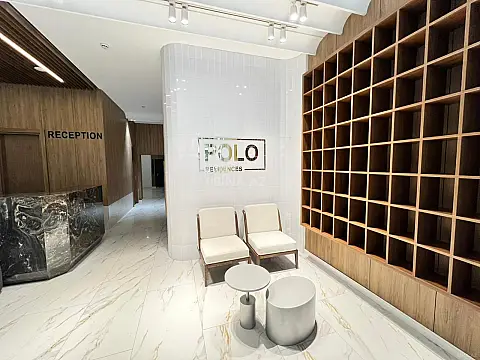 Satılır 4 otaqlı mənzil 210 m²