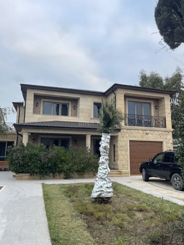 Kirayə verilir 5 otaqlı həyət evi 300 m²