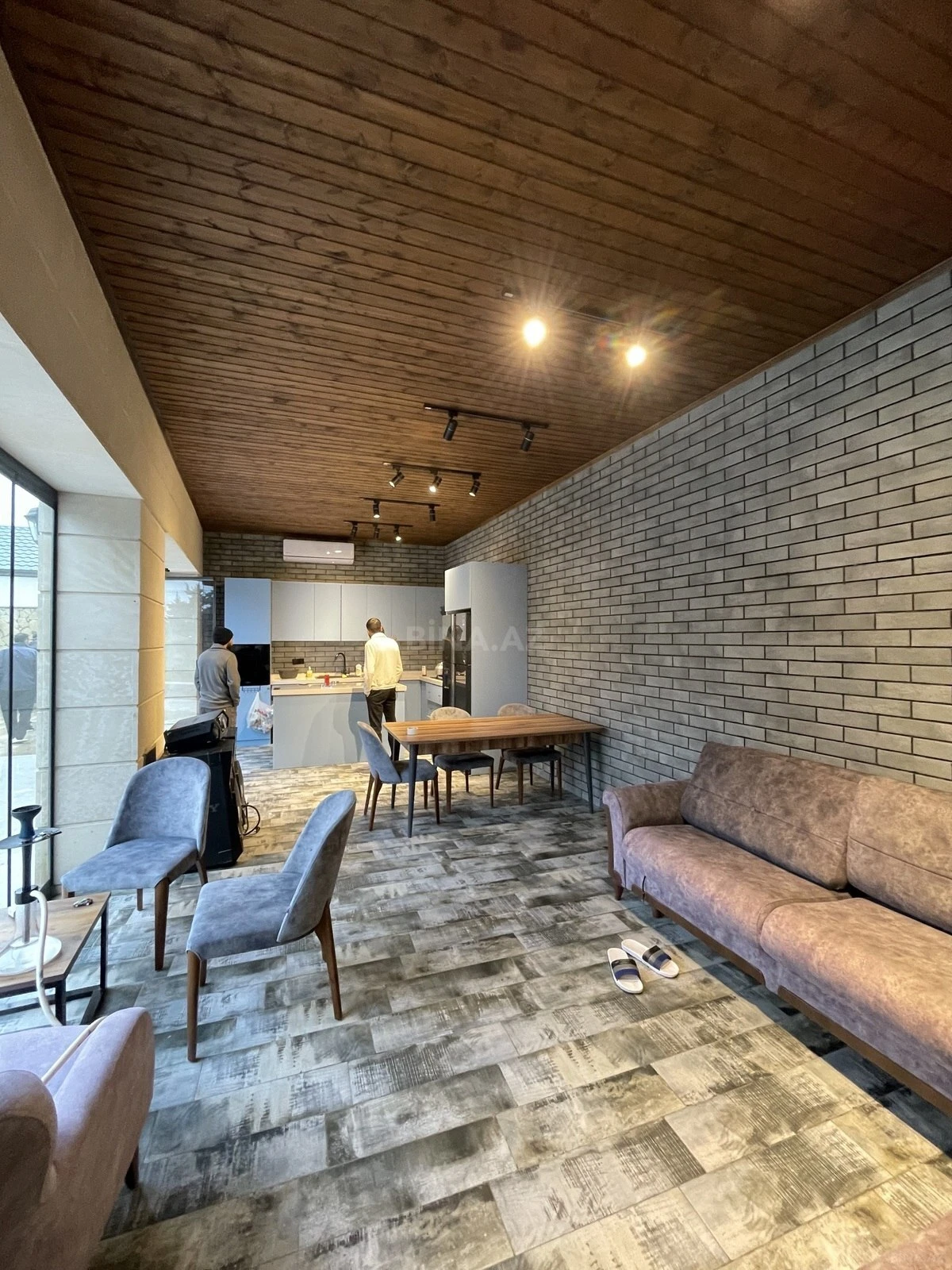 Kirayə verilir 5 otaqlı həyət evi 300 m²