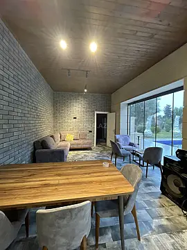 Kirayə verilir 5 otaqlı həyət evi 300 m²
