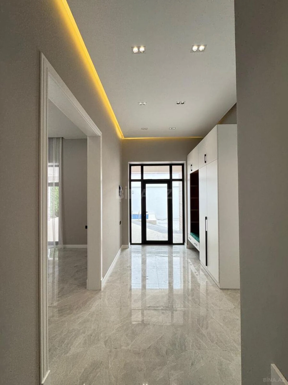 Satılır 4 otaqlı həyət evi 170 m²