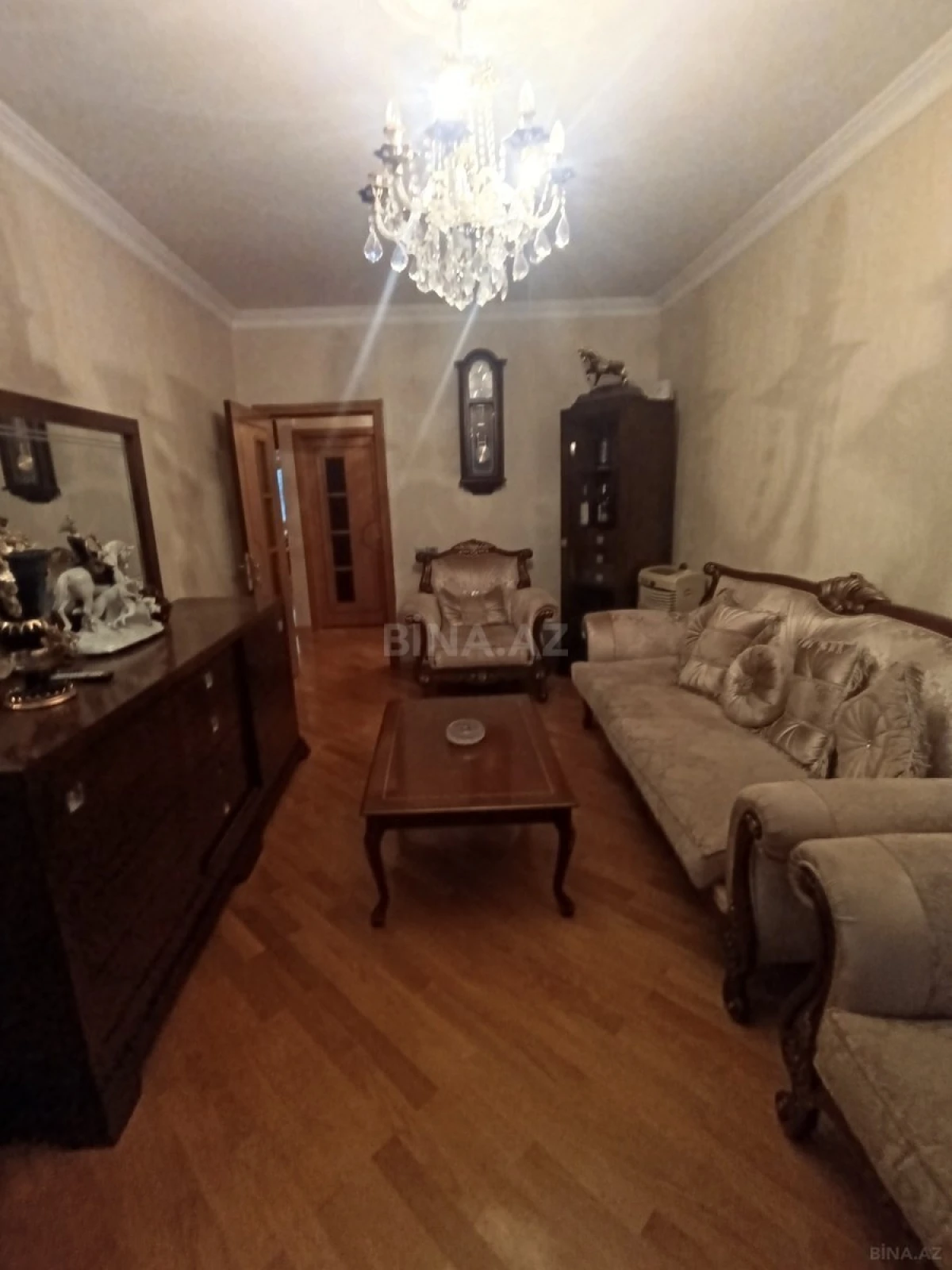 Satılır 2 otaqlı mənzil 60 m²