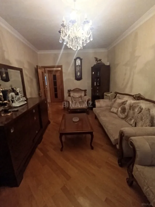 Satılır 2 otaqlı mənzil 60 m²