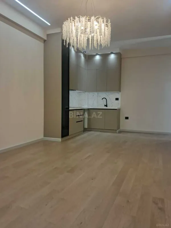 Satılır 2 otaqlı mənzil 68 m²