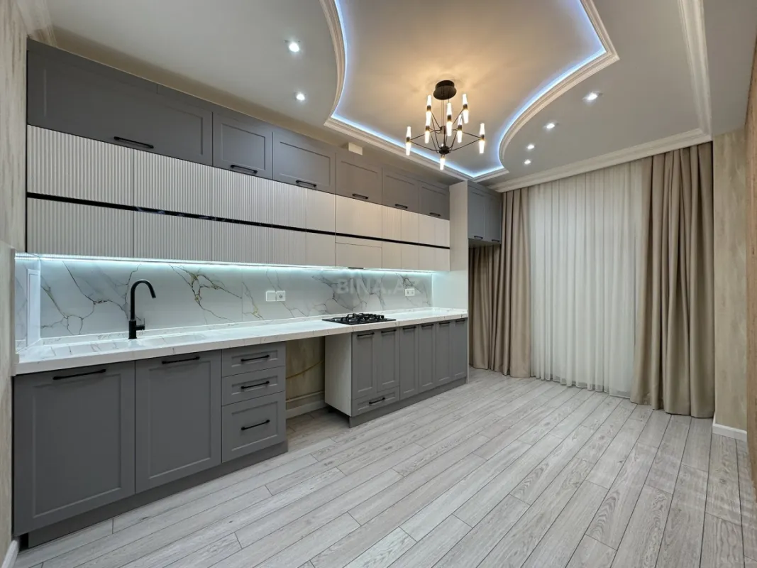 Satılır 3 otaqlı mənzil 97 m²