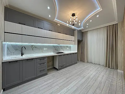 Satılır 3 otaqlı mənzil 97 m²