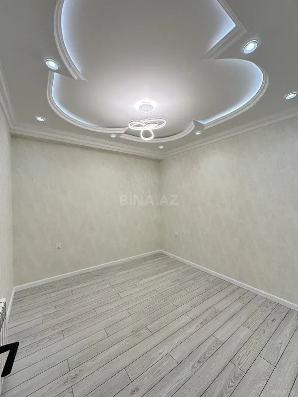 Satılır 3 otaqlı mənzil 97 m²