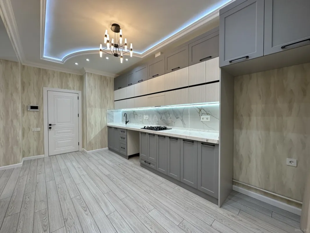 Satılır 3 otaqlı mənzil 97 m²