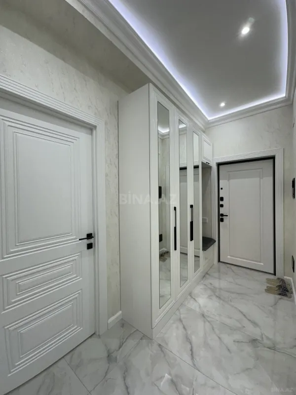 Satılır 3 otaqlı mənzil 97 m²