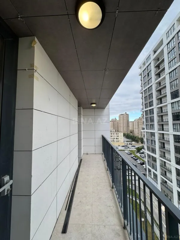 Satılır 3 otaqlı mənzil 120 m²