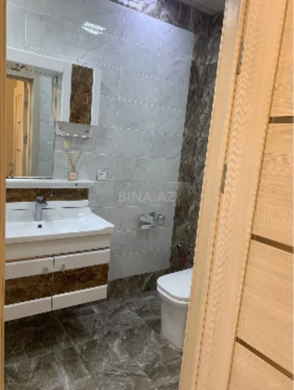 Kirayə verilir 2 otaqlı mənzil 90 m²