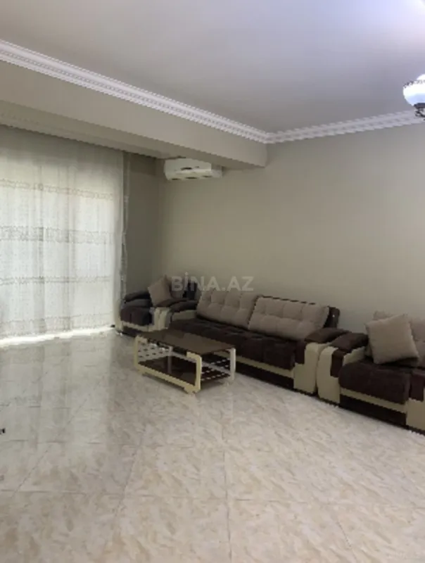 Kirayə verilir 2 otaqlı mənzil 90 m²