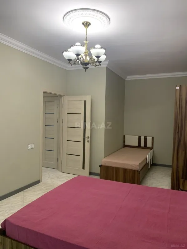Kirayə verilir 2 otaqlı mənzil 90 m²