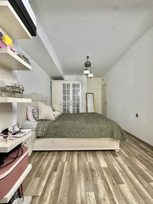 Satılır 3 otaqlı mənzil 90 m²