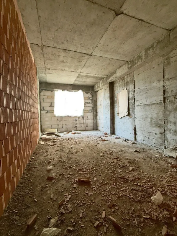 Satılır 3 otaqlı mənzil 95 m²