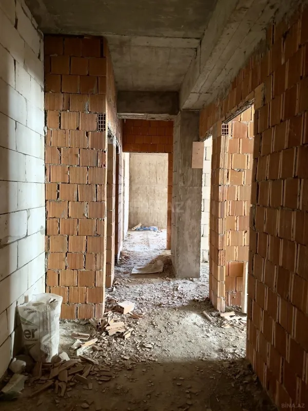 Satılır 3 otaqlı mənzil 95 m²